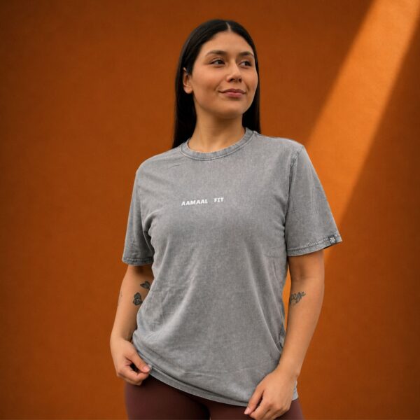 Polera oversize desgastada